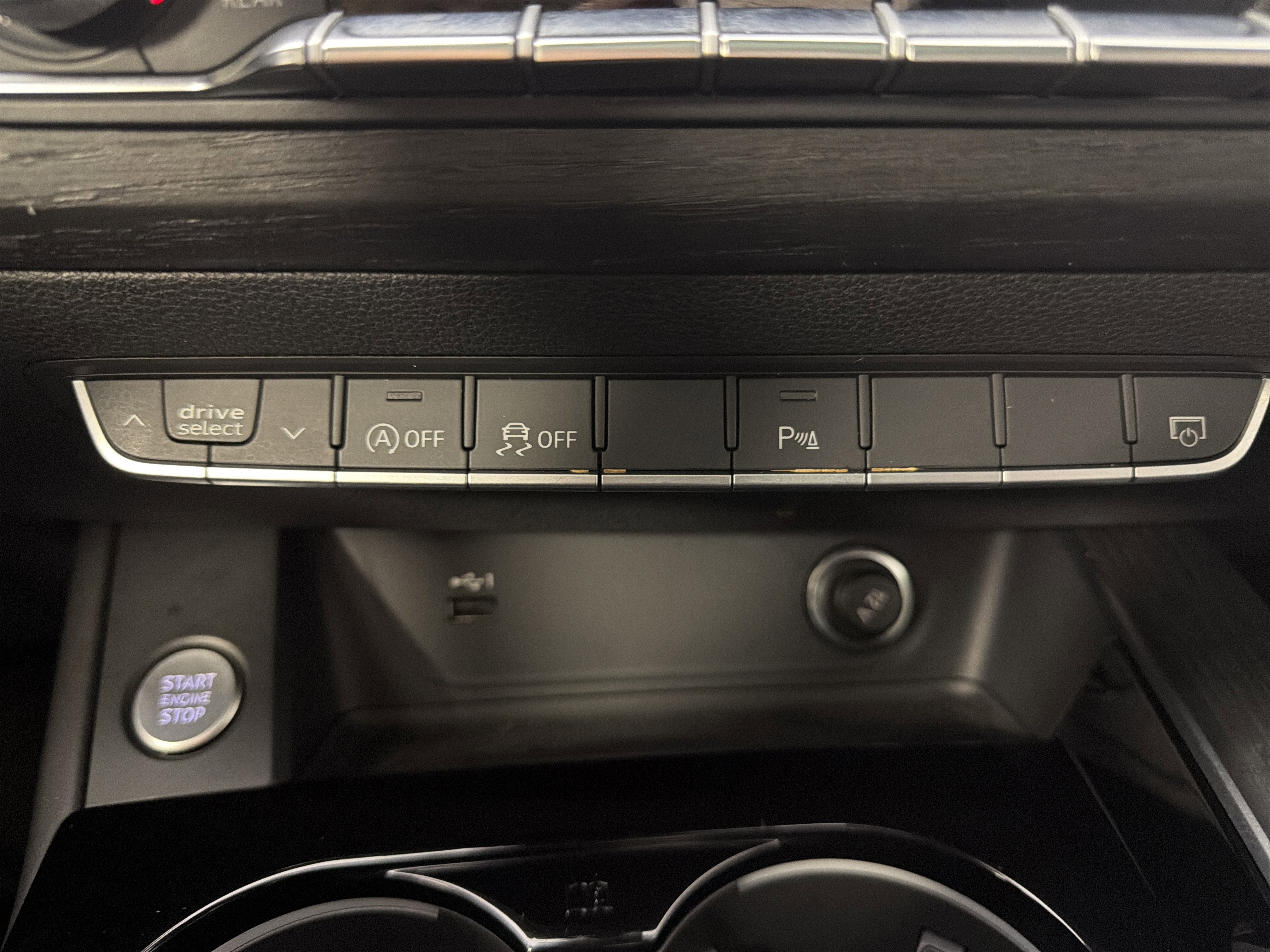 Used 2021 Audi A4 2.0T Premium Plus w/ Premium Plus Package image 22