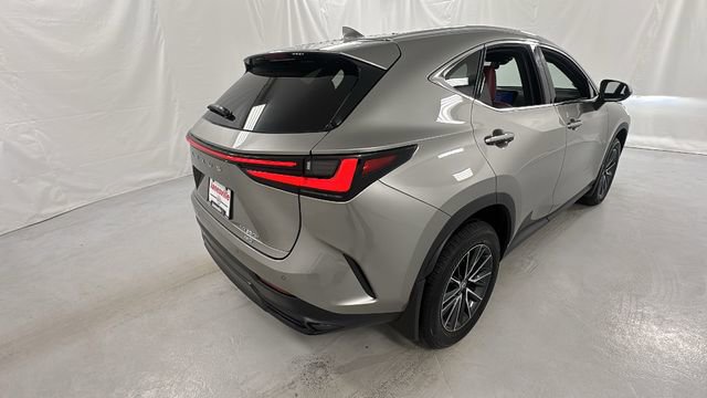 Used 2024 Lexus NX 350h AWD image 3