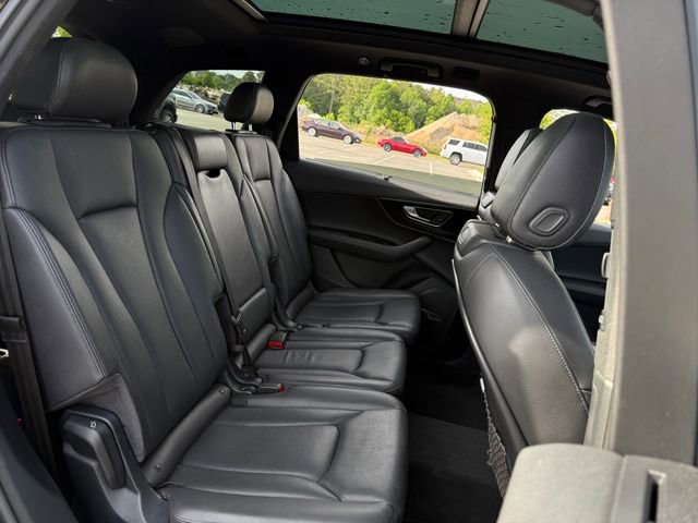 Used 2017 Audi Q7 3.0T Premium Plus w/ Premium Plus Package AWD/4WD image 35