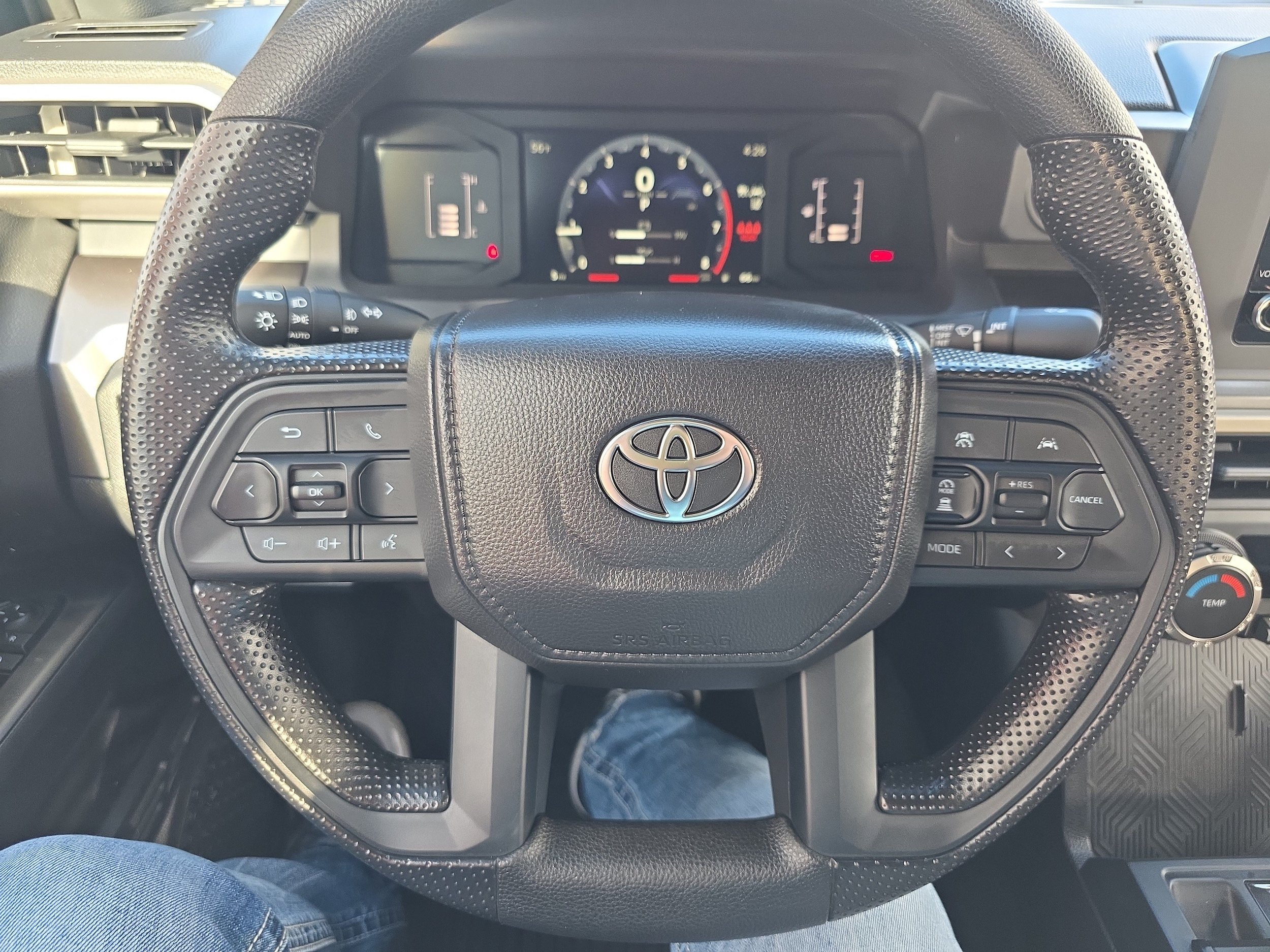 Used 2026 Toyota Tacoma SR5 AWD/4WD image 19