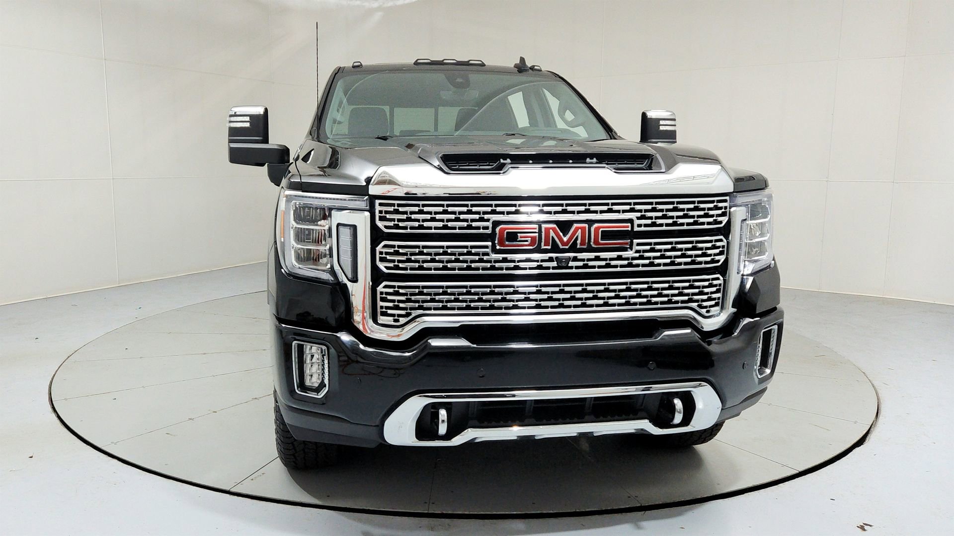 Used 2023 GMC Sierra 2500 Denali w/ Denali Ultimate Package AWD/4WD image 8