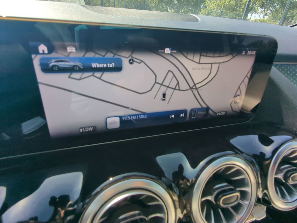 Certified 2025 Mercedes-Benz GLA 250 image 8