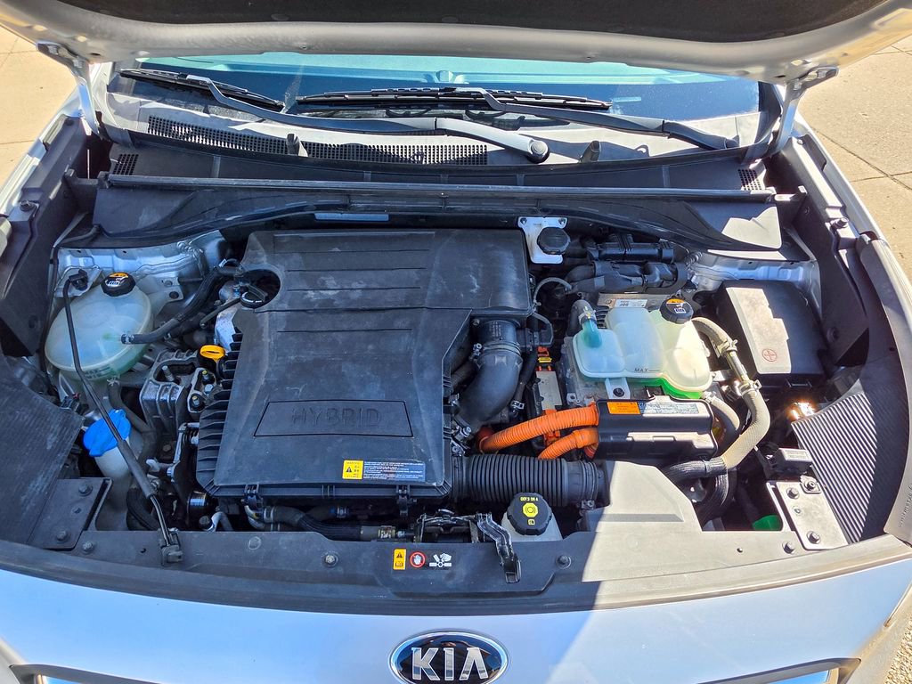 Used 2017 Kia Niro LX FWD image 27