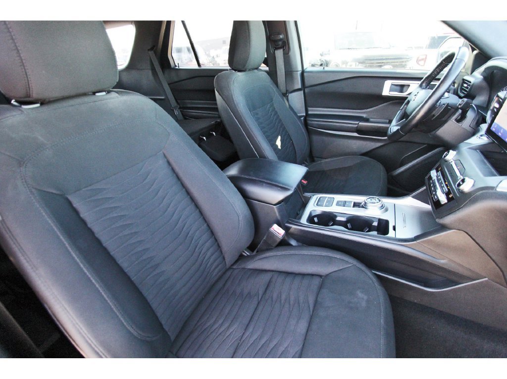 Used 2020 Ford Explorer XLT RWD image 35