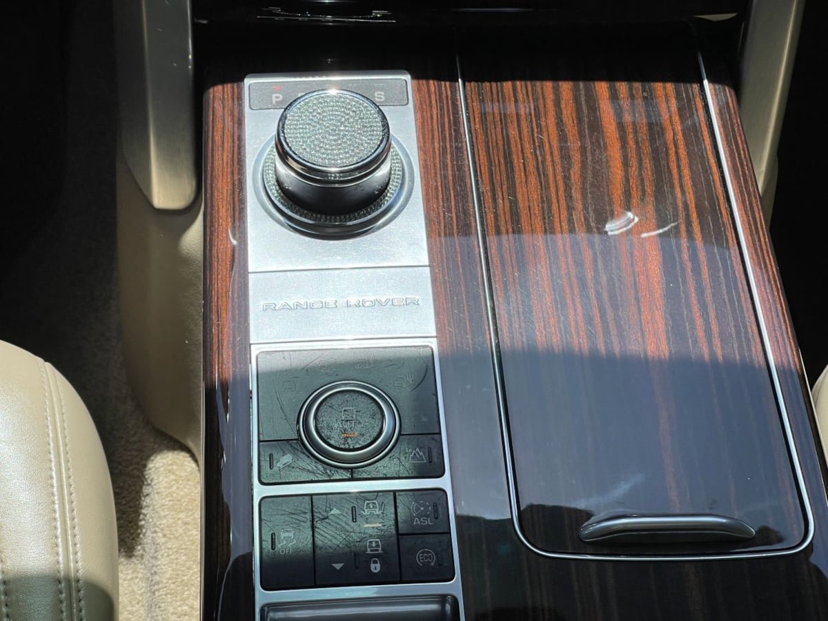 Used 2014 Land Rover Range Rover Supercharged AWD/4WD image 31