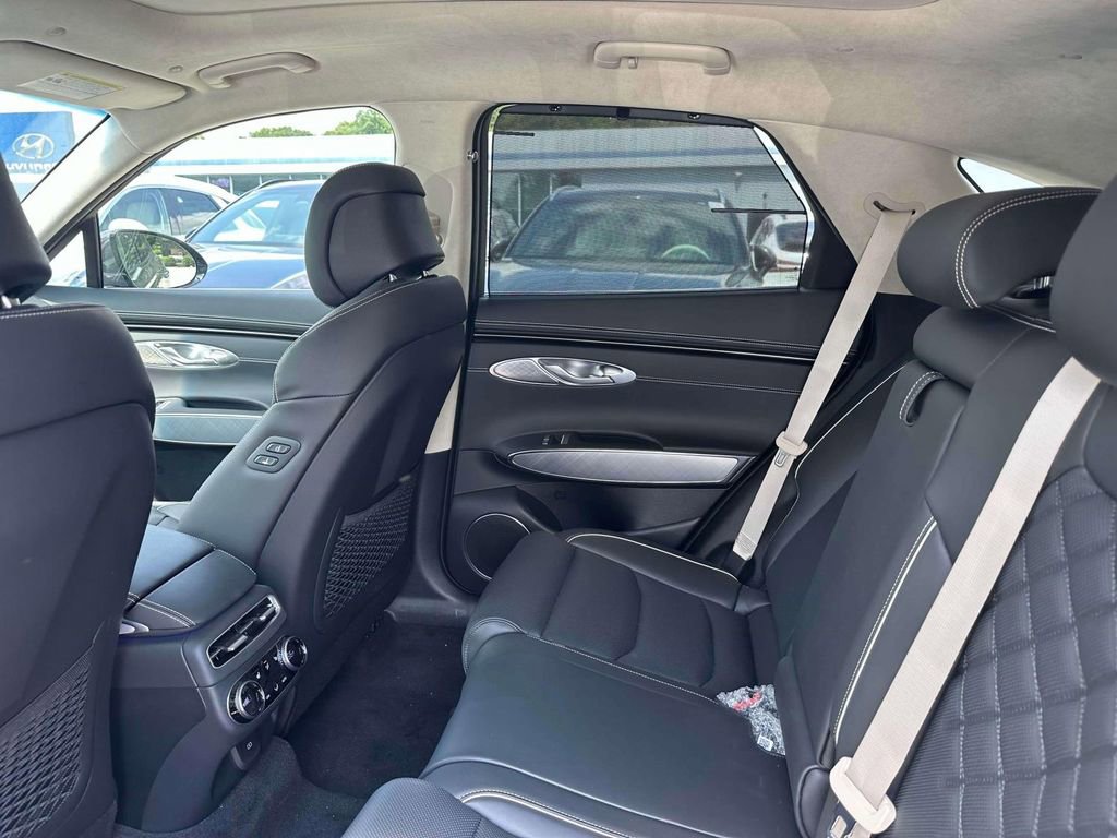 New 2025 Genesis Electrified GV70 Advanced w/ Prestige Package image 7