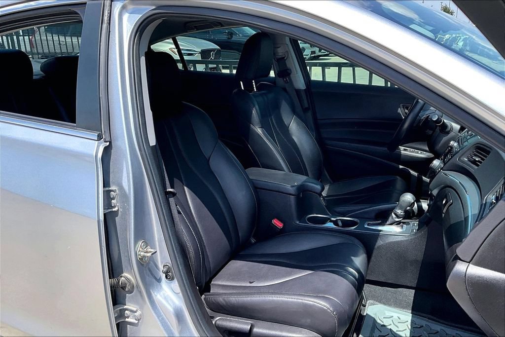 Used 2020 Acura ILX FWD image 9