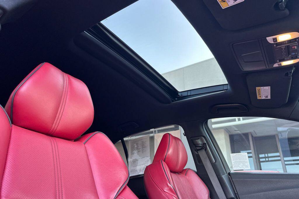 Used 2019 Acura TLX w/ Technology & A-SPEC Package FWD image 16