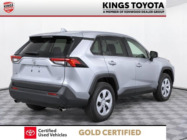Certified 2025 Toyota RAV4 LE AWD/4WD image 4