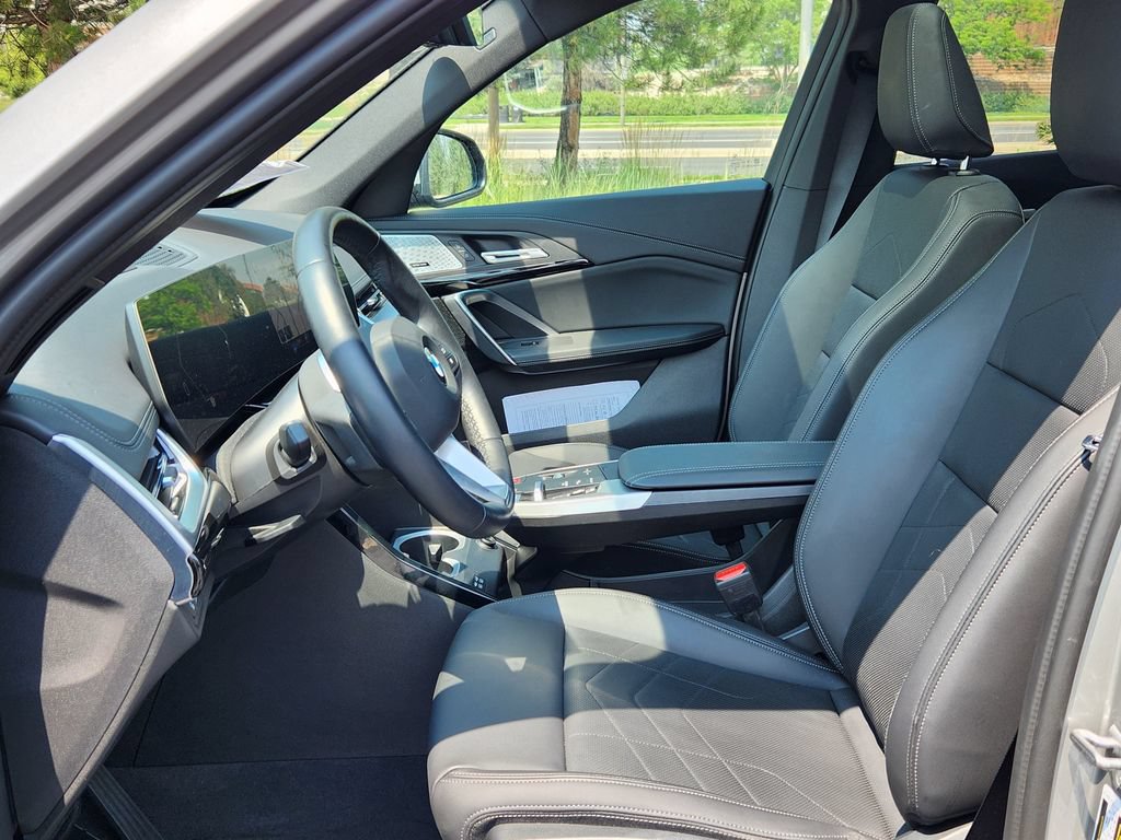 Used 2023 BMW X1 xDrive28i w/ Premium Package AWD/4WD image 8
