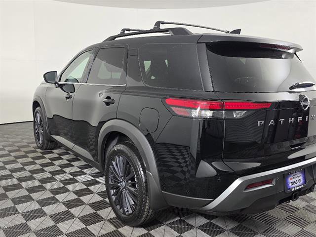 New 2026 Nissan Pathfinder SL w/ SL Premium Package AWD/4WD image 6