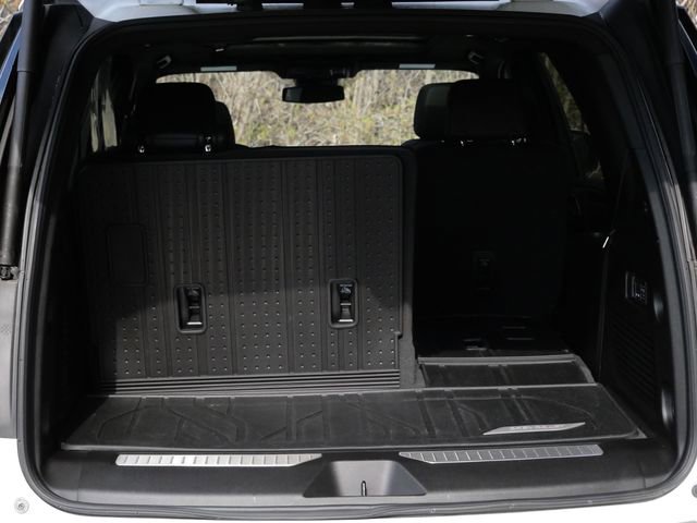 Used 2024 Chevrolet Tahoe Z71 w/ Off-Road Capability Package image 30