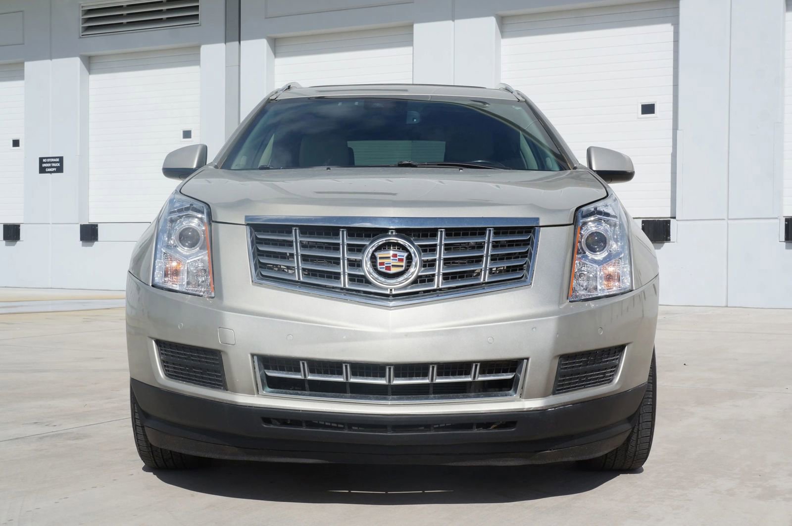 Used 2016 Cadillac SRX Luxury w/ Driver Awareness Package image 3
