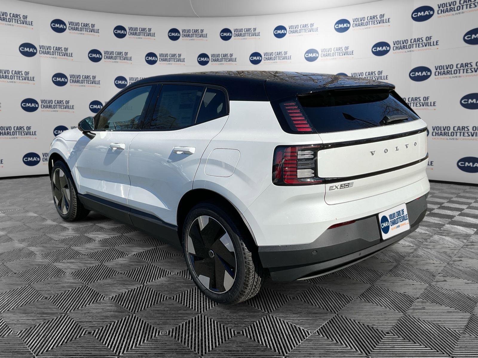 New 2026 Volvo EX30 Plus image 3