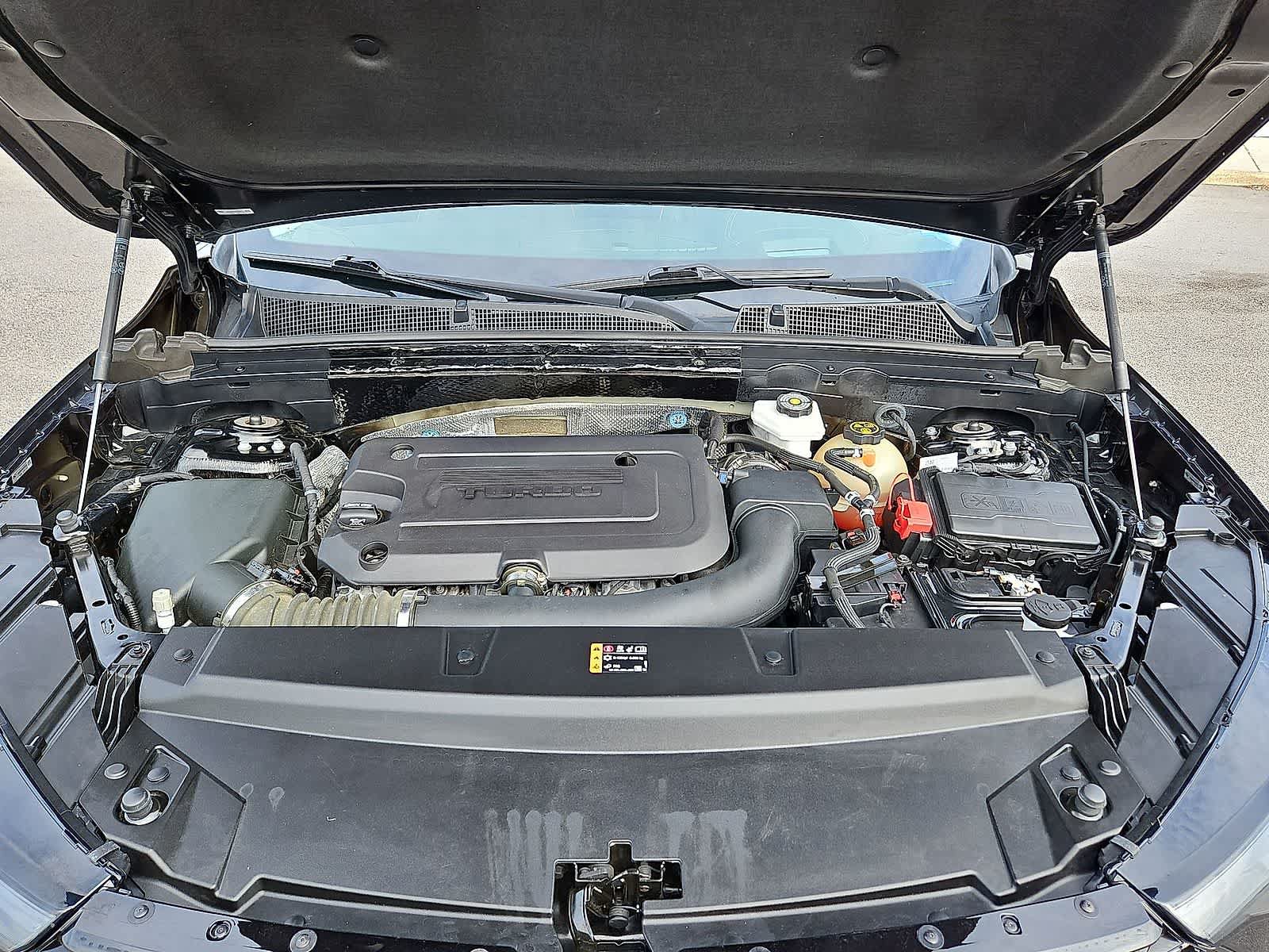 Used 2022 Buick Envision Essence w/ Technology Package II FWD image 37