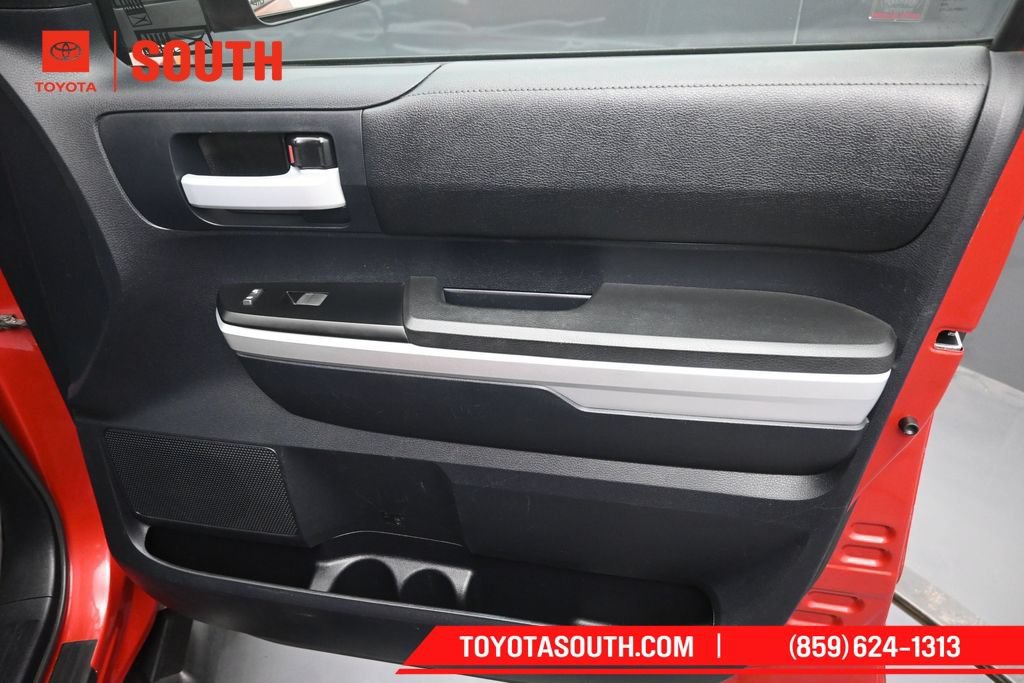 Used 2014 Toyota Tundra SR5 w/ SR5 Upgrade Package AWD/4WD image 31