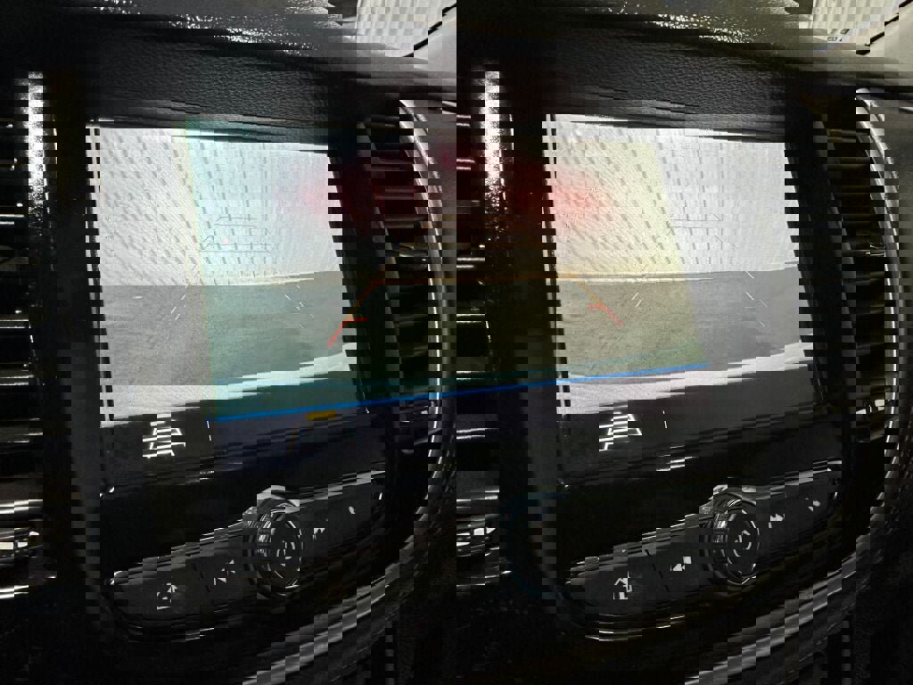 Used 2018 Chevrolet Trax LT w/ LT Convenience Package image 12