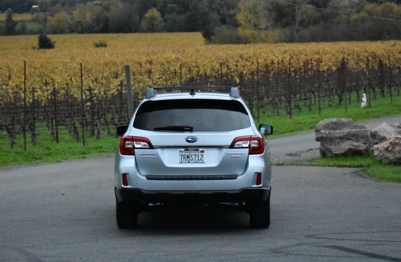 Used 2016 Subaru Outback 3.6R Limited image 8