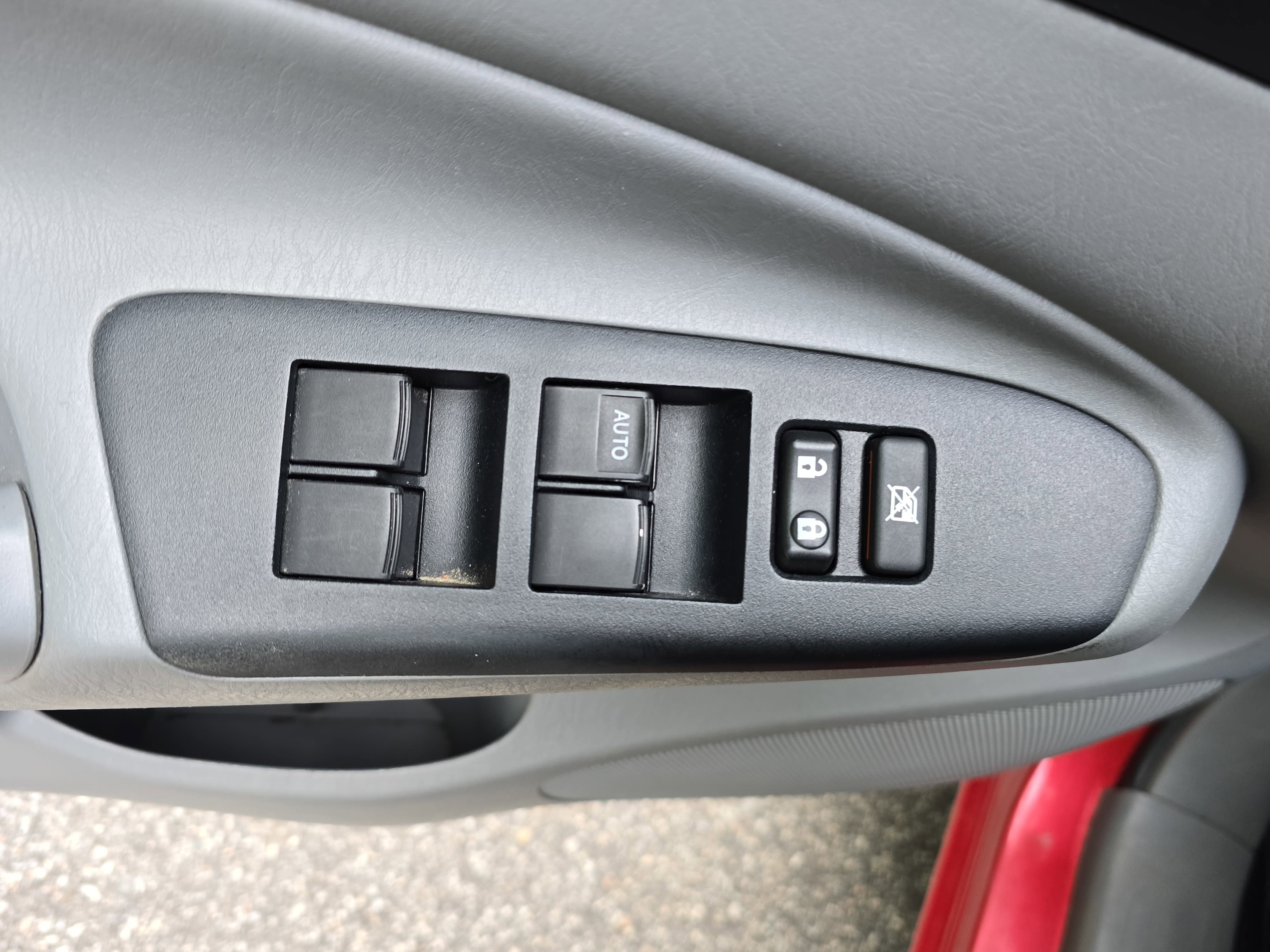 Used 2014 Toyota Tacoma PreRunner w/ Convenience Package RWD image 25
