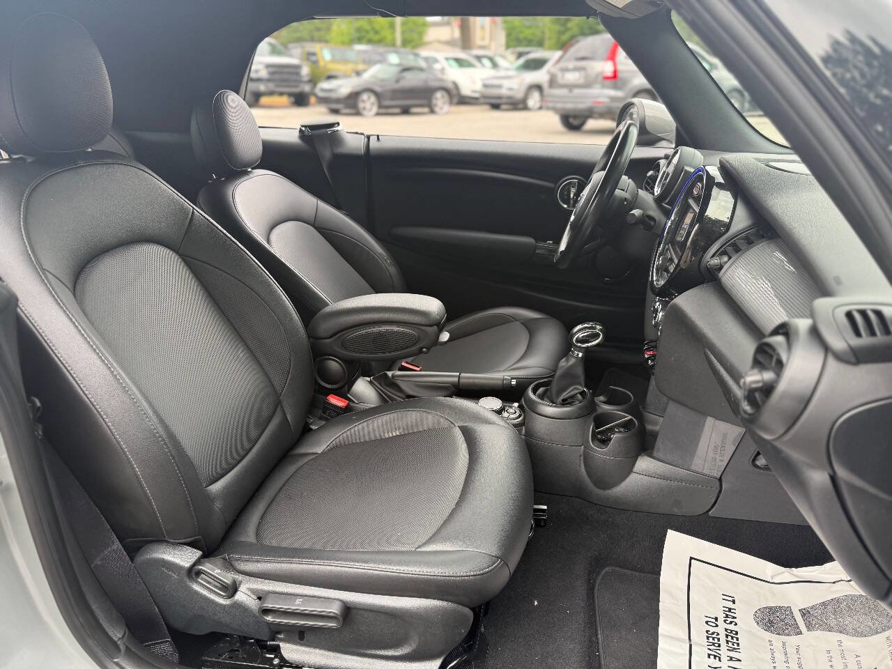Used 2019 MINI Cooper Convertible FWD image 9