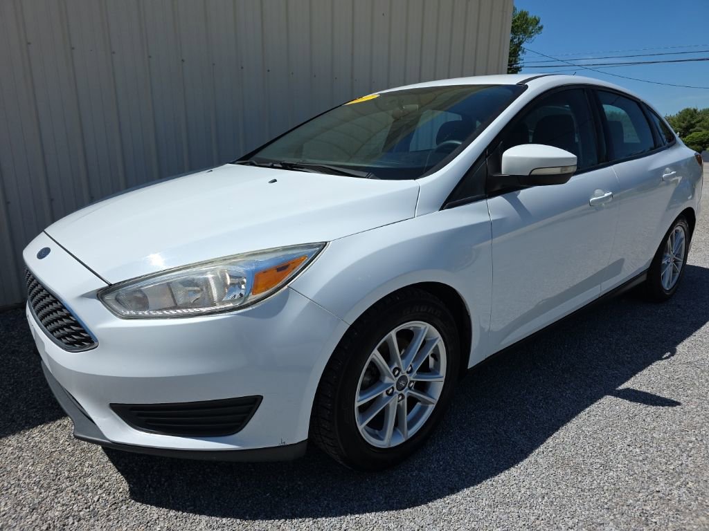 Used 2017 Ford Focus SE FWD image 11