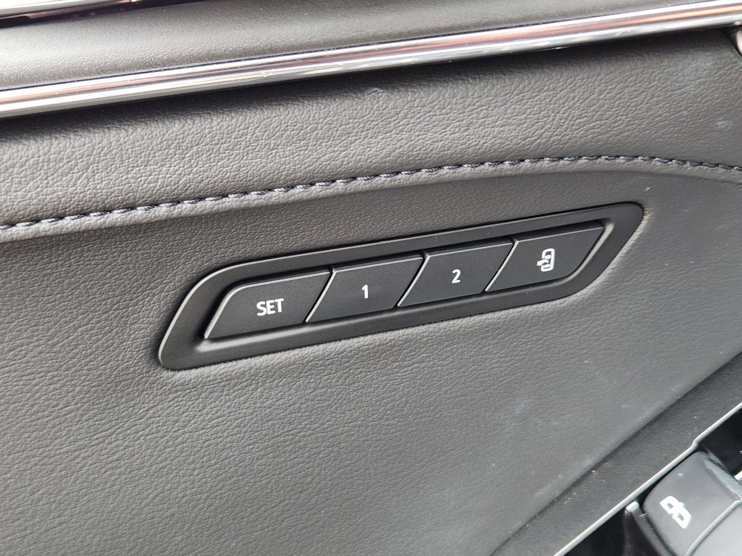 Used 2022 Cadillac CT5 V w/ Premium Package RWD image 20