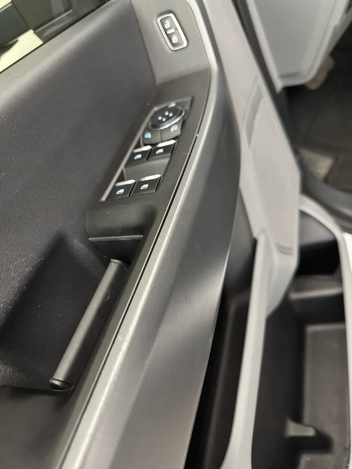 Used 2024 Ford F350 XLT image 15