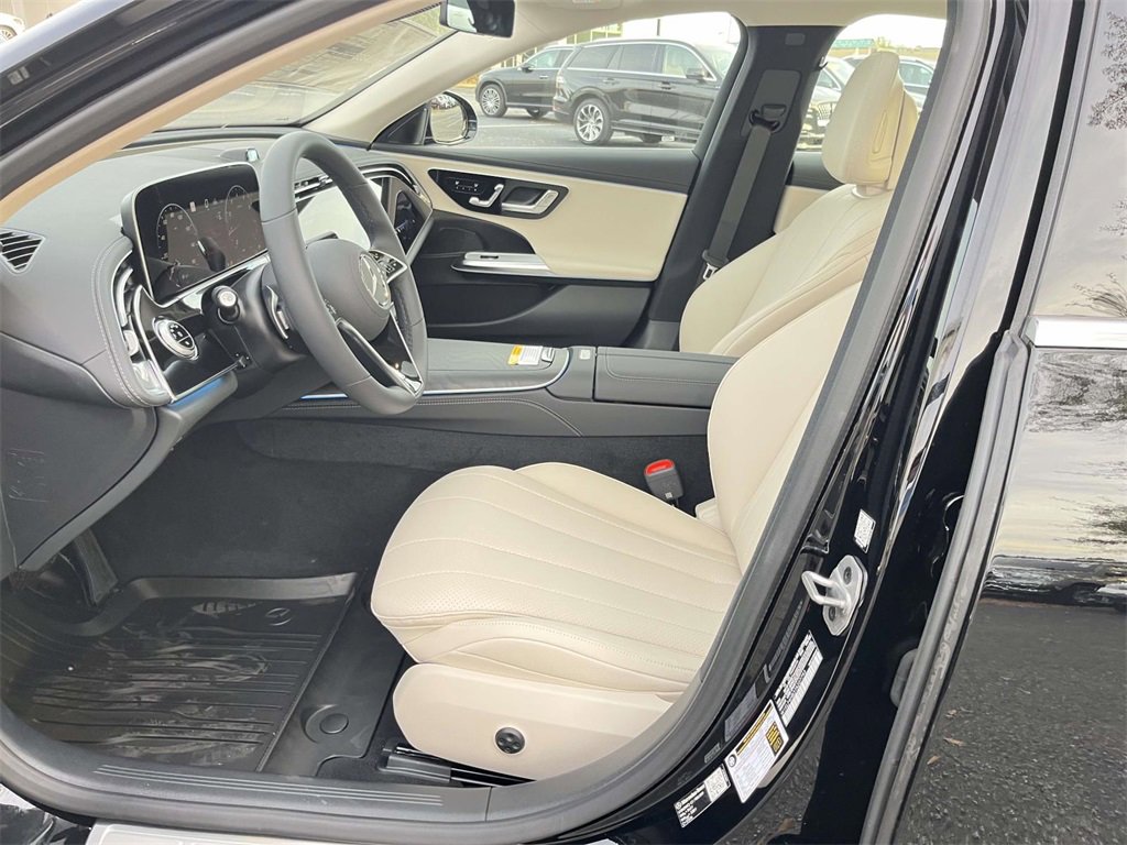 New 2026 Mercedes-Benz E 350 4MATIC Sedan image 21