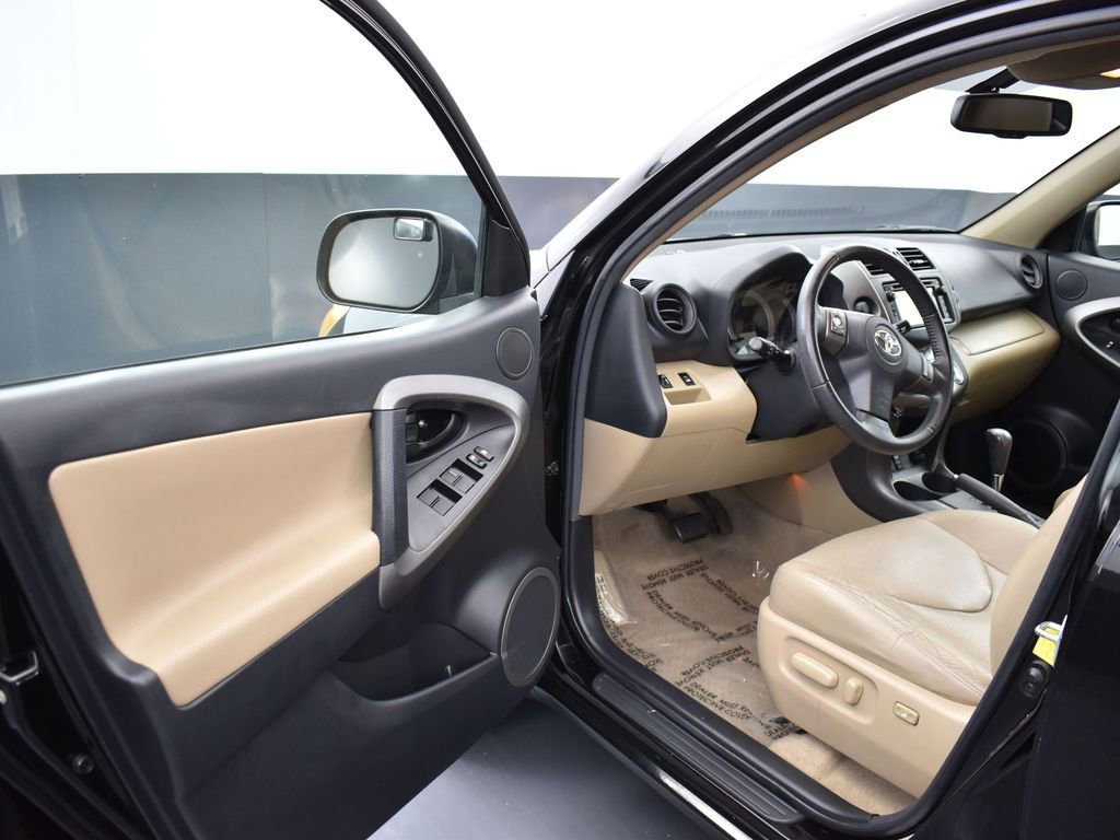 Used 2012 Toyota RAV4 Limited w/ Navigation Value Pkg image 8