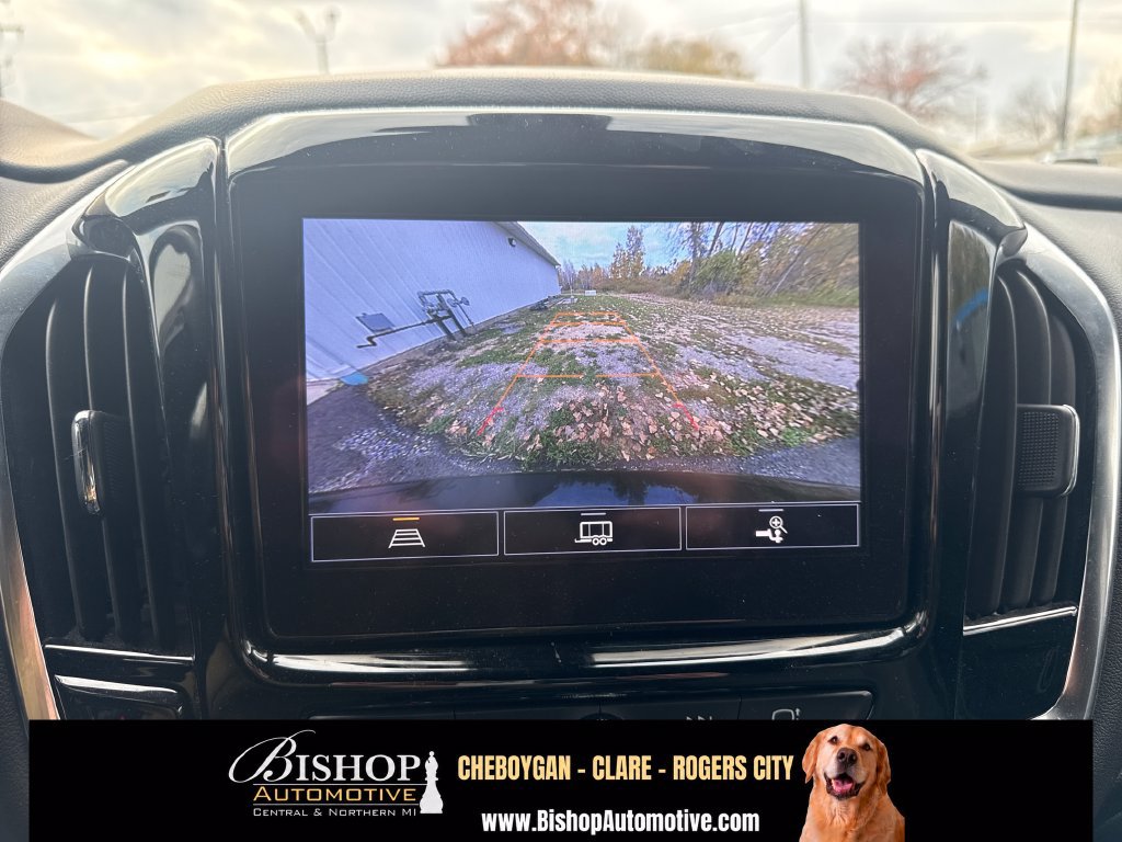 Used 2022 Chevrolet Traverse LT w/ Midnight/Sport Edition AWD/4WD image 31