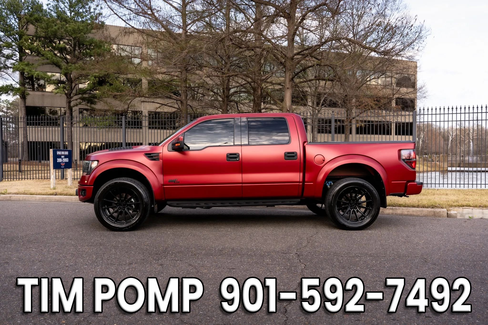 Used 2014 Ford F150 Raptor w/ Equipment Group 801A Luxury image 9
