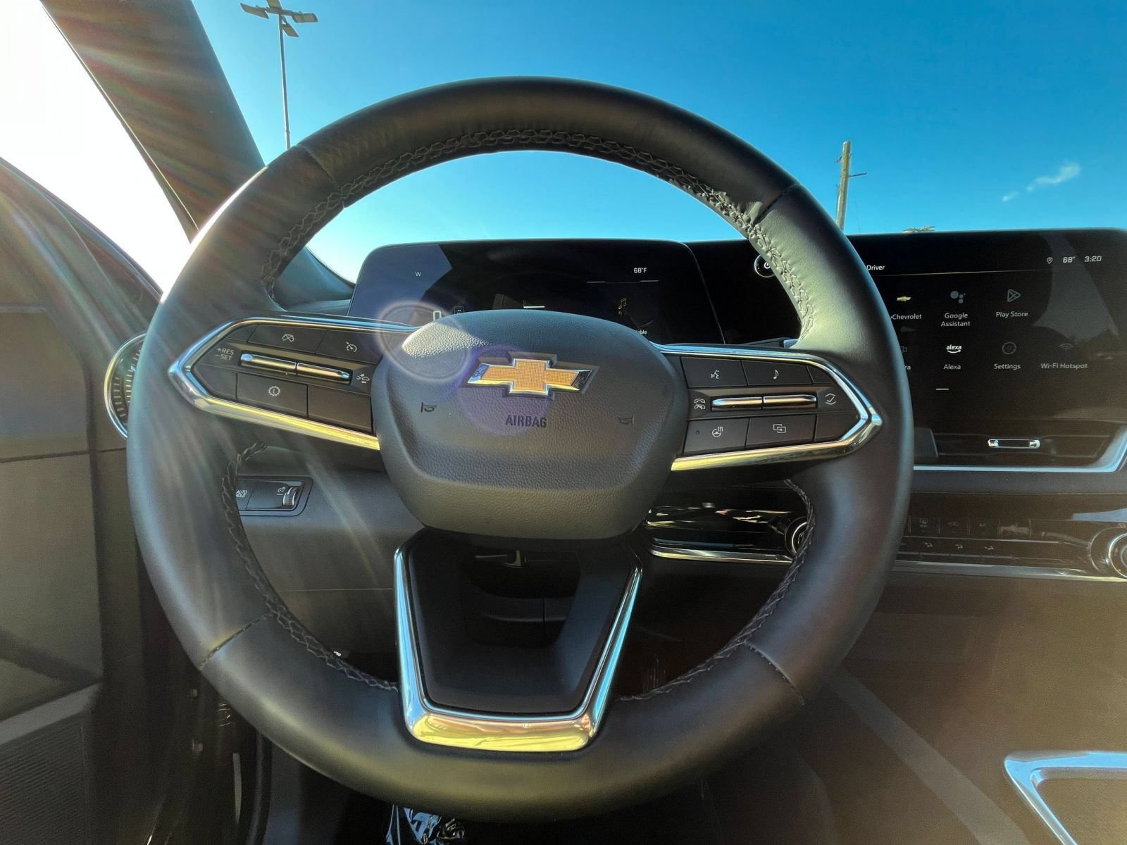 Used 2025 Chevrolet Equinox LT FWD image 28