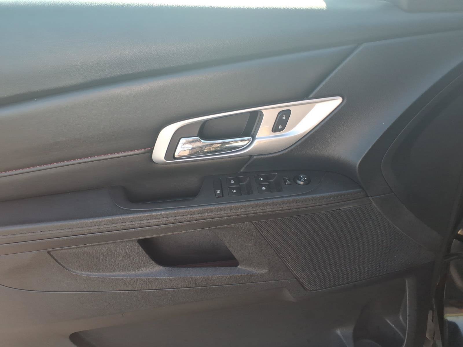 Used 2016 GMC Terrain SLE FWD image 16