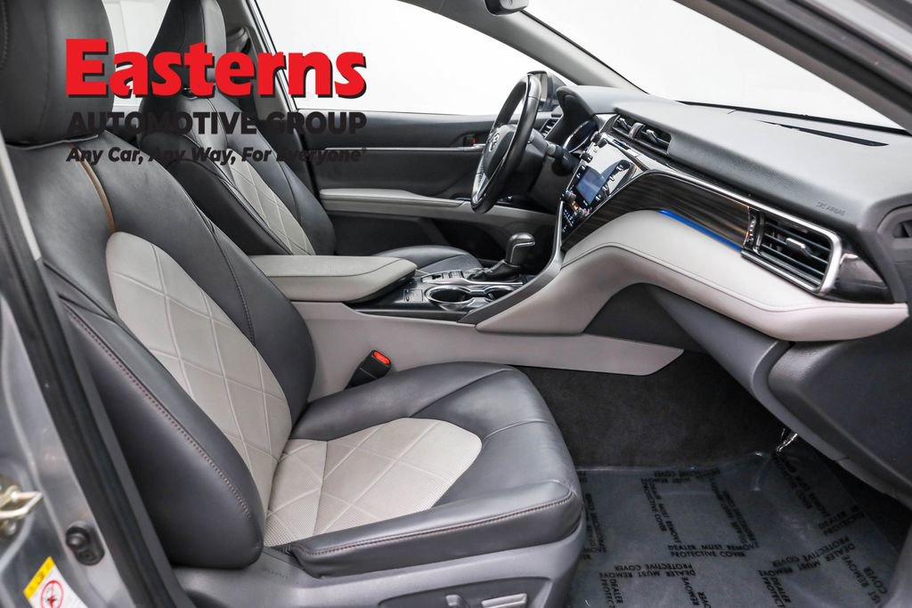 Used 2019 Toyota Camry XLE image 21