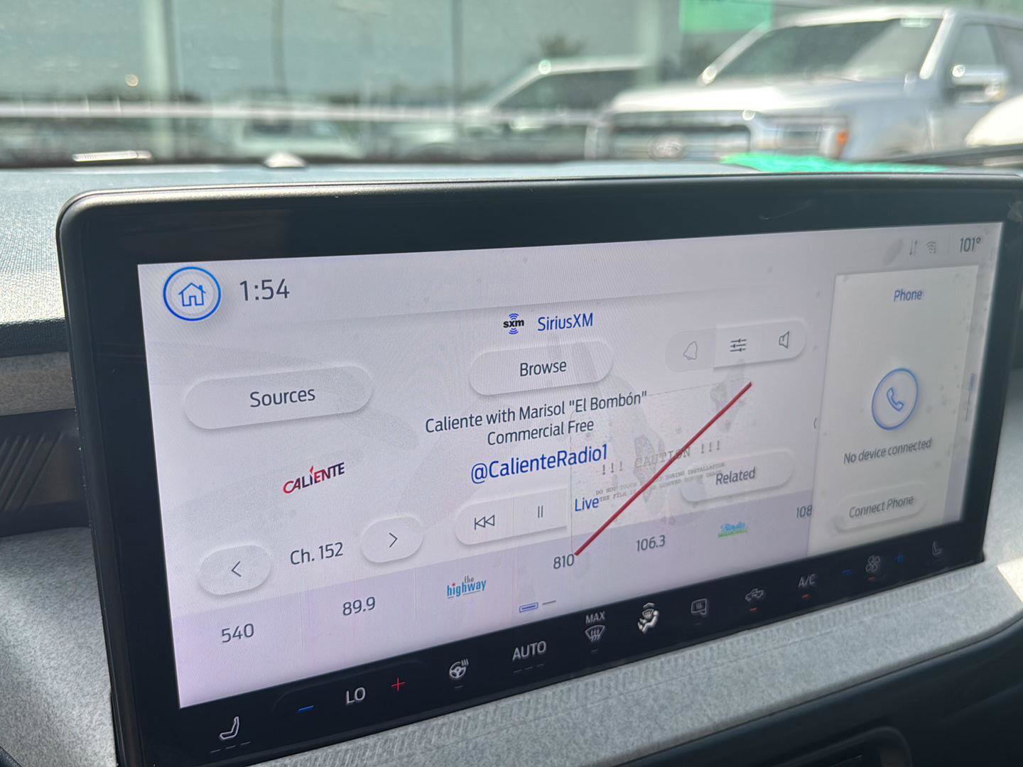 New 2025 Ford Maverick XLT w/ XLT Luxury Package image 21