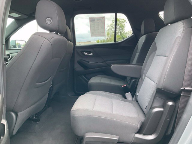Used 2023 Chevrolet Traverse LT w/ Midnight/Sport Edition AWD/4WD image 19