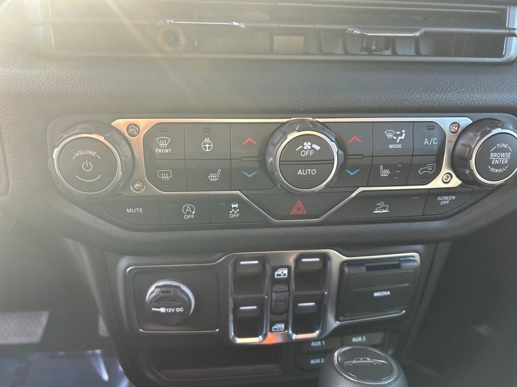 New 2026 Jeep Gladiator Sport image 16