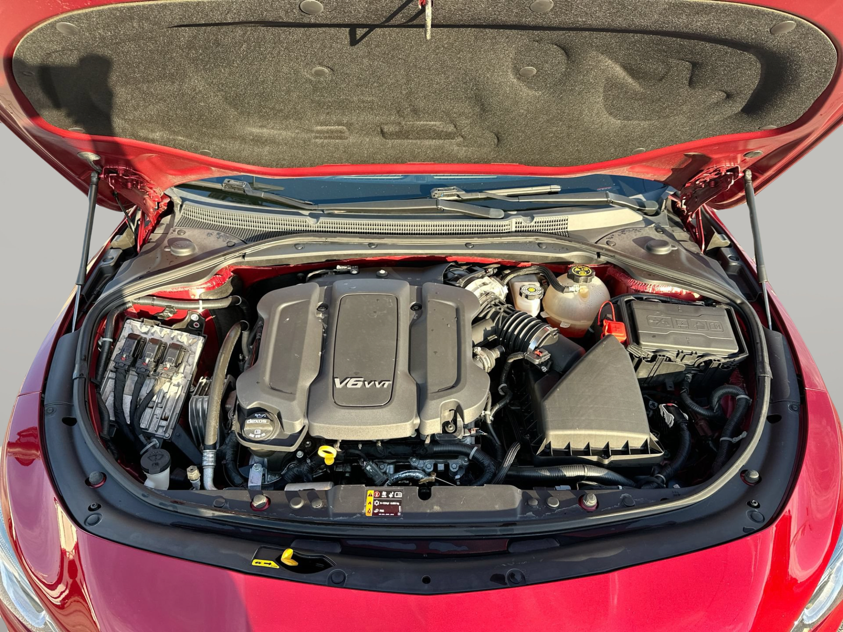 Used 2019 Buick LaCrosse Essence w/ Sun and Shade Package FWD image 18