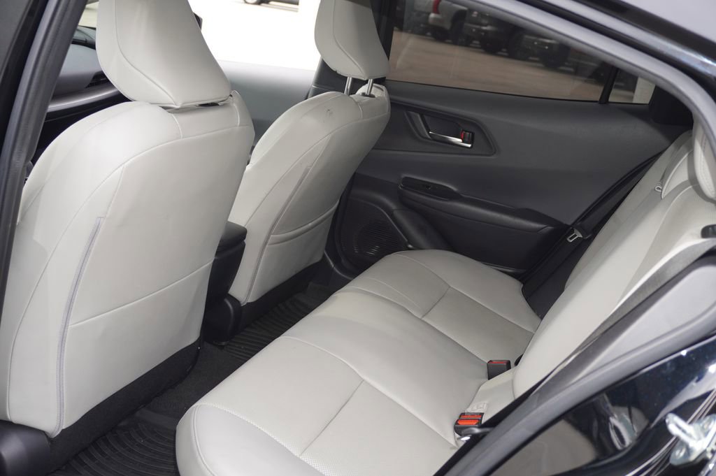 Used 2023 Toyota Prius Limited FWD image 9