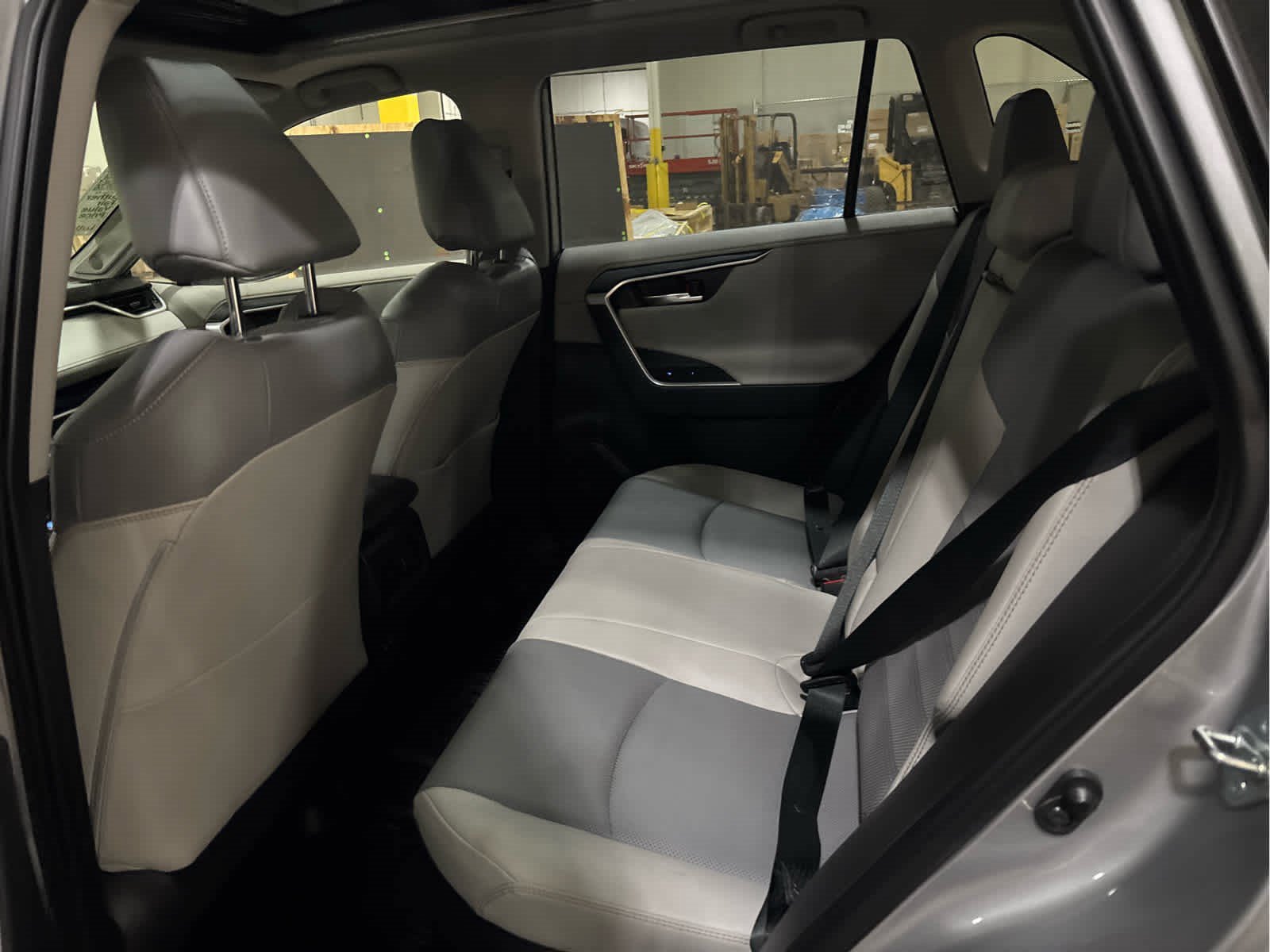 Certified 2022 Toyota RAV4 Limited AWD/4WD image 8