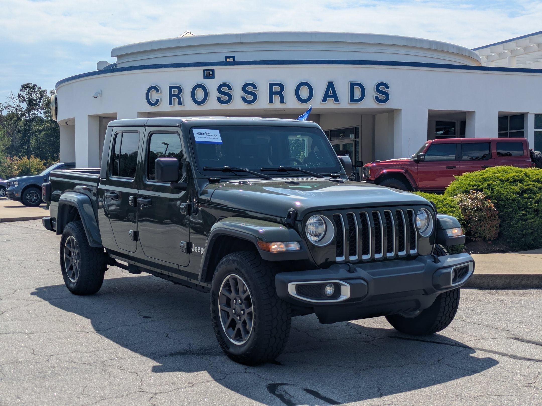 Used 2023 Jeep Gladiator Overland AWD/4WD video 1