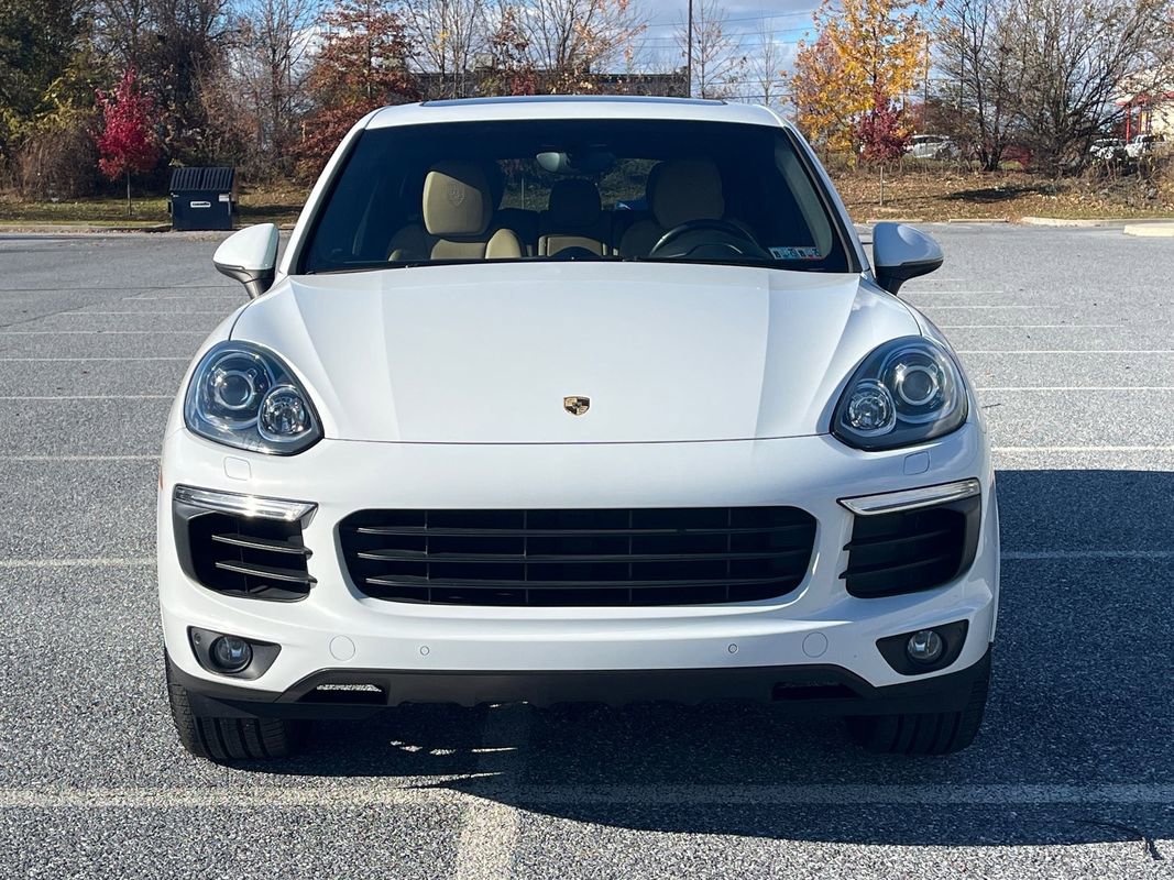 Used 2017 Porsche Cayenne S Platinum image 3