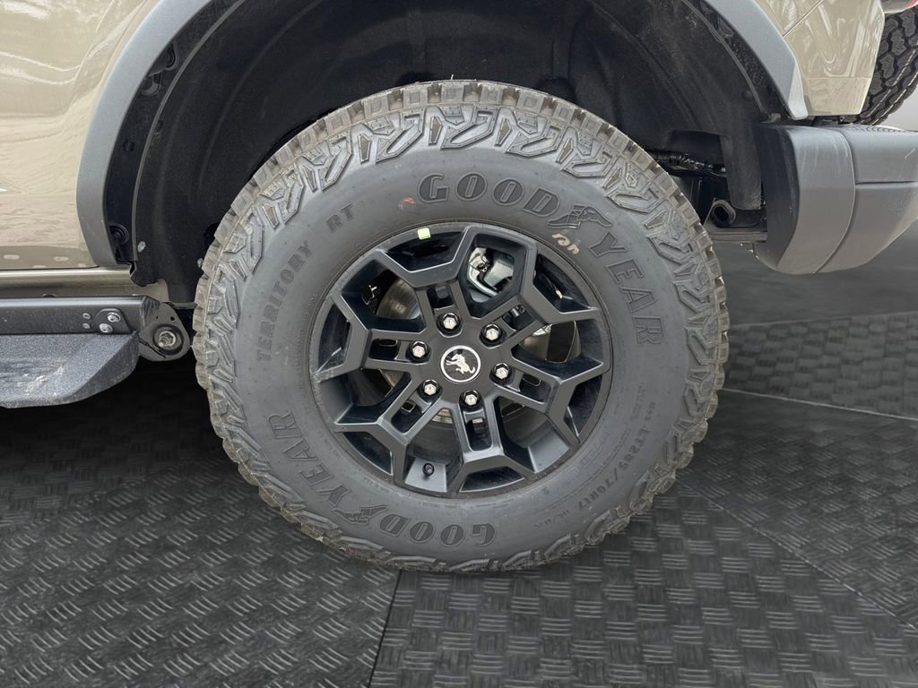 New 2026 Ford Bronco Badlands AWD/4WD image 17