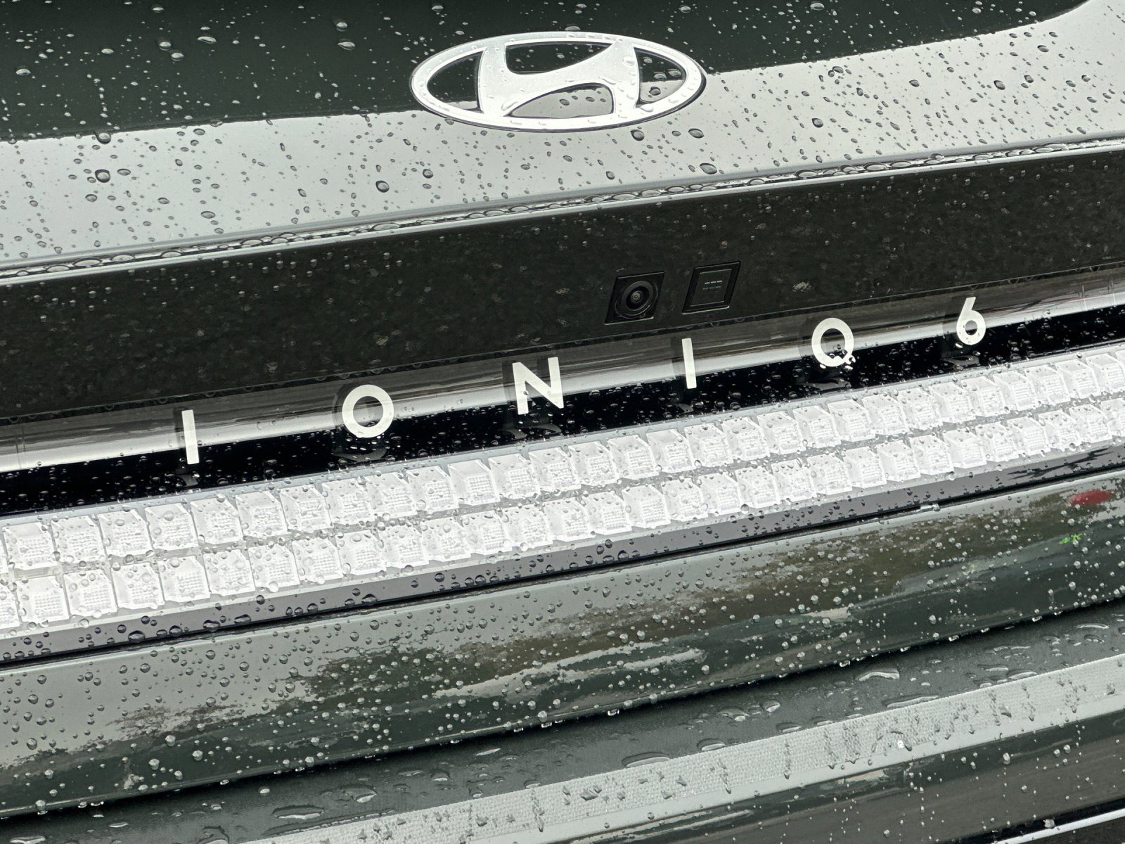 Used 2023 Hyundai Ioniq 6 SEL image 27