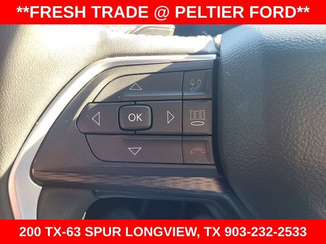 Used 2025 Jeep Grand Cherokee Altitude image 15