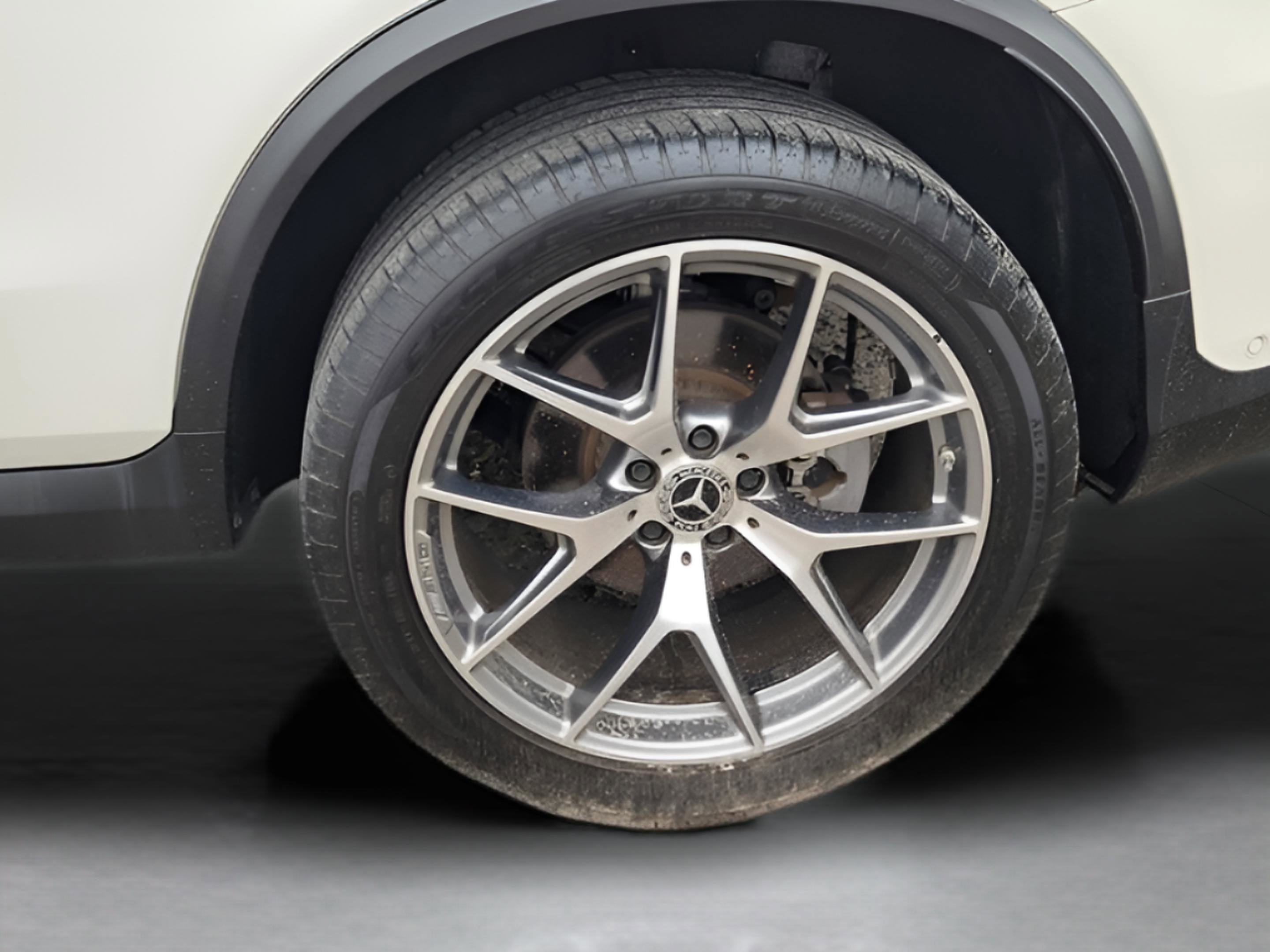 Used 2022 Mercedes-Benz GLC 300 image 27