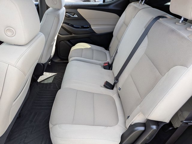 Used 2023 Chevrolet Traverse LS image 18