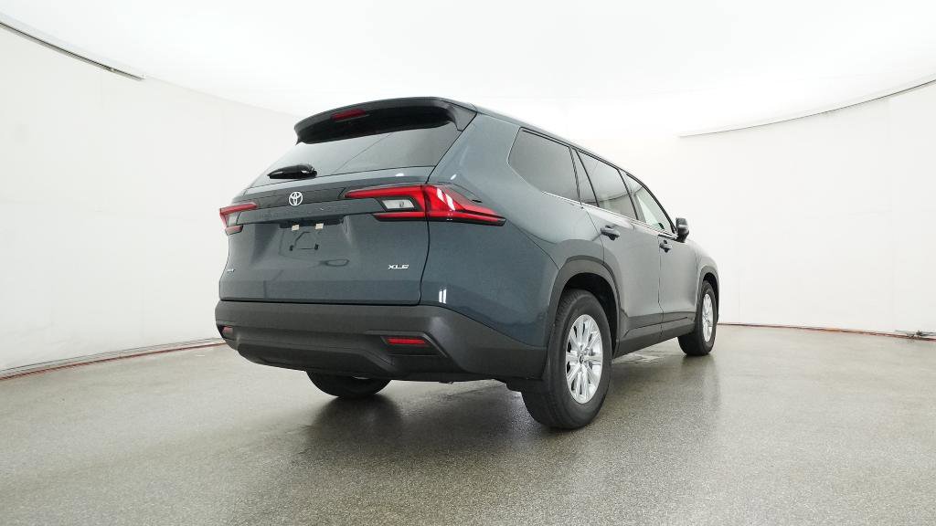 New 2026 Toyota Grand Highlander XLE image 4