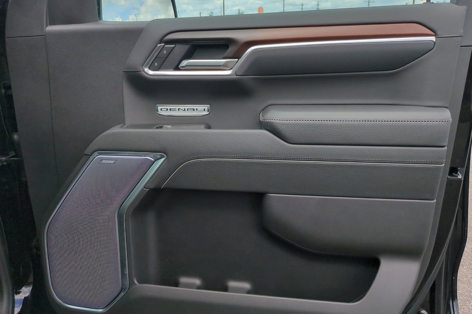 Used 2026 GMC Sierra 1500 Denali w/ Technology Package AWD/4WD image 20