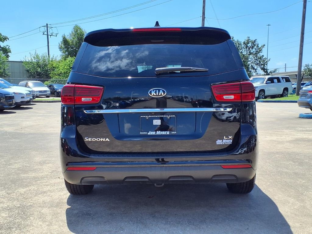 Used 2020 Kia Sedona LX FWD image 6